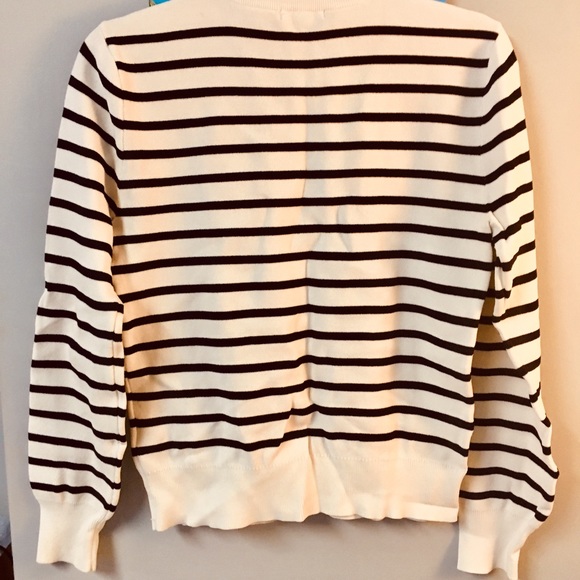 Black and white striped sweater - Picture 6 of 6